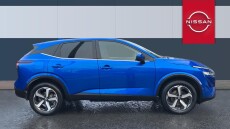 Nissan Qashqai 1.3 DiG-T MH N-Connecta 5dr Petrol Hatchback